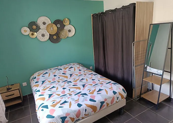 Micro Maison, Refait A Neuf, Spacieux, Agreable *